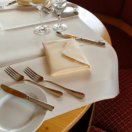 Parkhotel Waldlust 3* Häusern